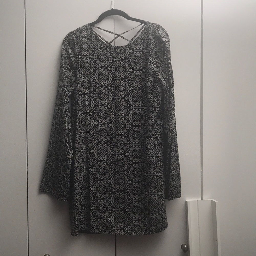 Black + white party dress, long sleeves, low back
